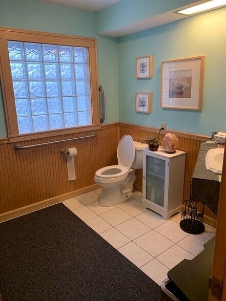 More Photos Of 4141 Old Sibley Memorial Hwy, Eagan Office For Sale
