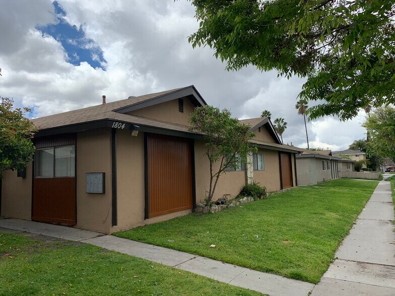 More Photos Of 1804 W Glen Ave, Anaheim Apartments For Sale