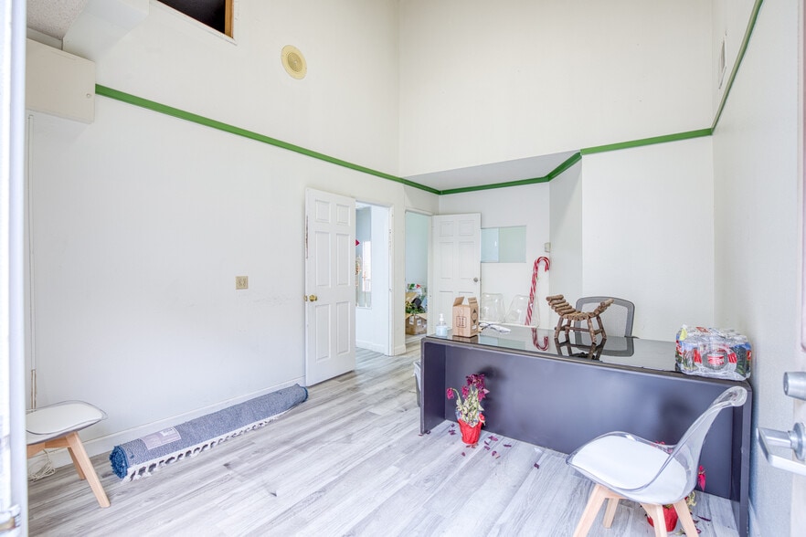 More Photos Of 8311 Westminster Blvd, Westminster Medical For Lease