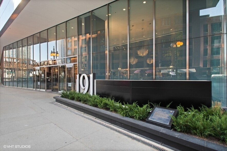 More Photos Of 191 N Wacker Dr, Chicago Office For Lease