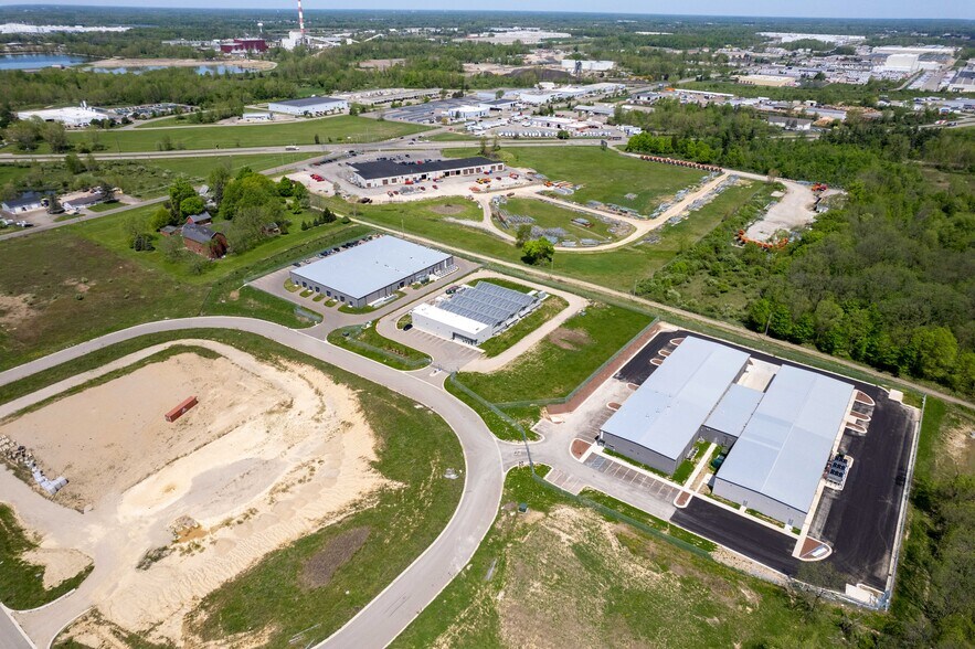 More Photos Of 10310 Harvest Park, Dimondale Warehouse For Lease