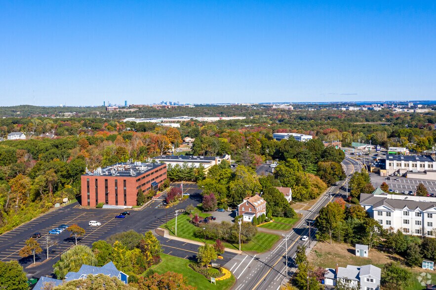 More Photos Of 639 Granite St, Braintree Office For Lease