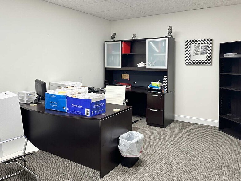 More Photos Of 1120 By Pass Rd, Vinton Medical For Sale