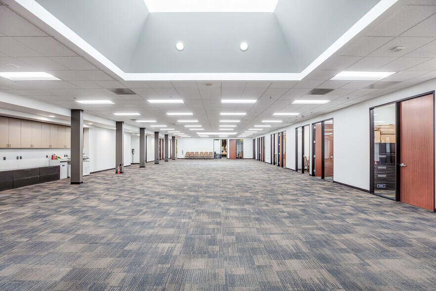 More Photos Of 390-392 Potrero Ave, Sunnyvale Research And Development For Lease