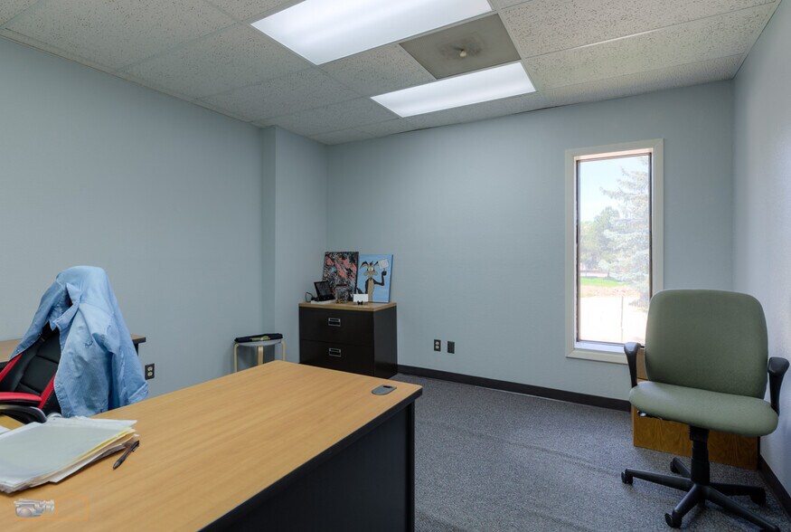 More Photos Of 5649 Arapahoe Ave, Boulder Flex For Sale