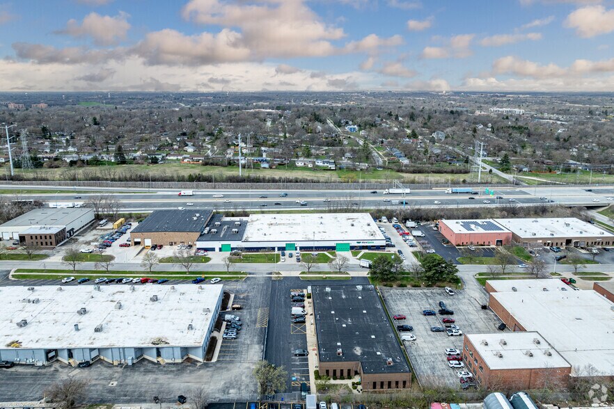 More Photos Of 5200 Thatcher Rd, Downers Grove Warehouse For Lease