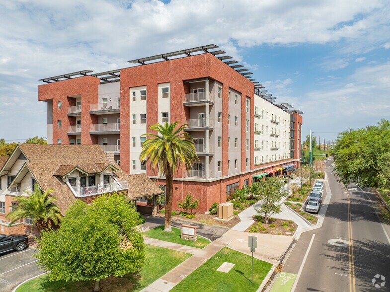 More Photos Of 301 W Roosevelt St, Phoenix Apartments For Lease