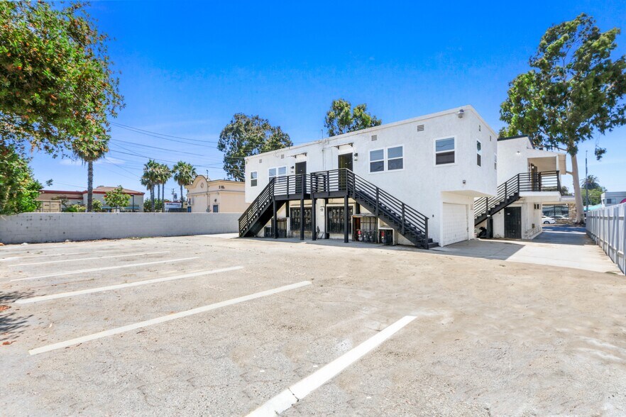 More Photos Of 6060-6068 Atlantic Ave, Long Beach Apartments For Sale