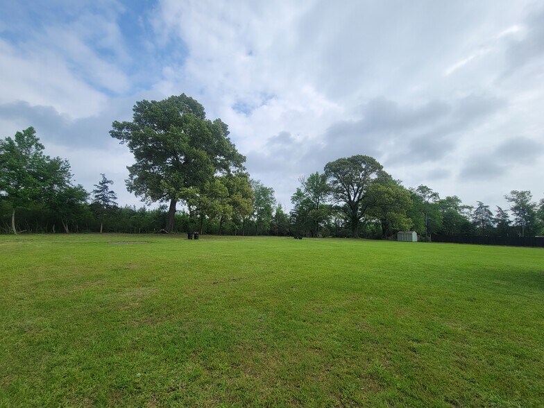 More Photos Of 8771 US Highway 59 N, Atlanta Land For Sale