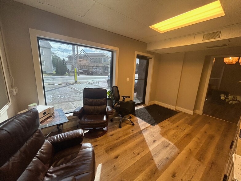 More Photos Of 8133 S State Route 48, Maineville Freestanding For Sale