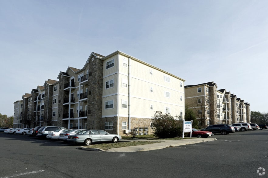 More Photos Of 415-419 Cedar Bridge Ave, Lakewood Apartments For Lease