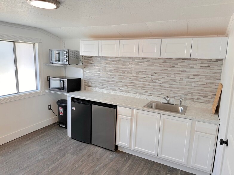 More Photos Of 604 Live Oak Ave, Sebastopol Assisted Living For Sale