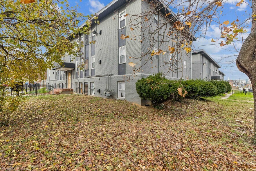 More Photos Of 4559-4569 Benning Rd SE, Washington Apartments For Sale