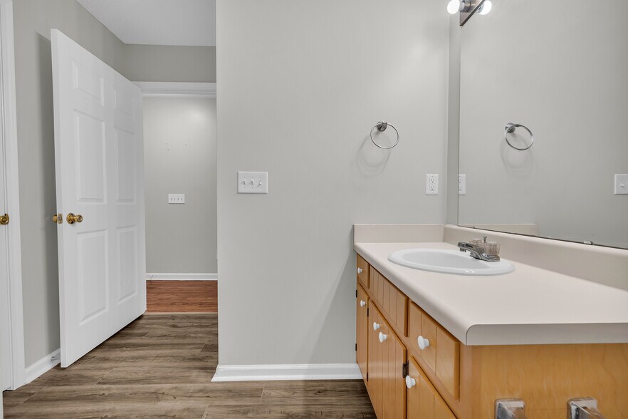 More Photos Of 738 Black Mountain Rd, Toccoa Apartments For Sale