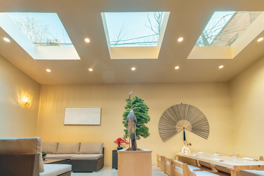 Primary Photo Of 3712 31st Ave, Astoria Apartments For Lease