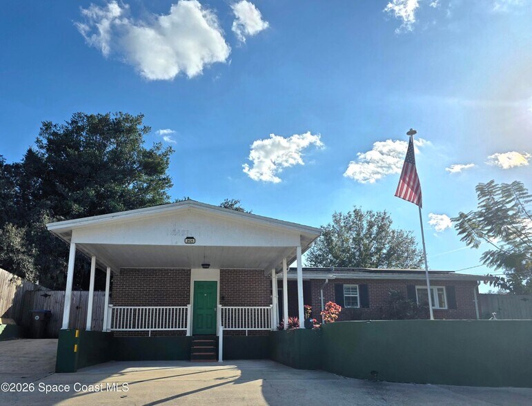 More Photos Of 2625 Garden St, Titusville Office For Sale