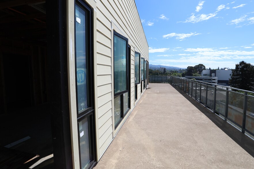 More Photos Of 387 40th St, Oakland Apartments For Sale