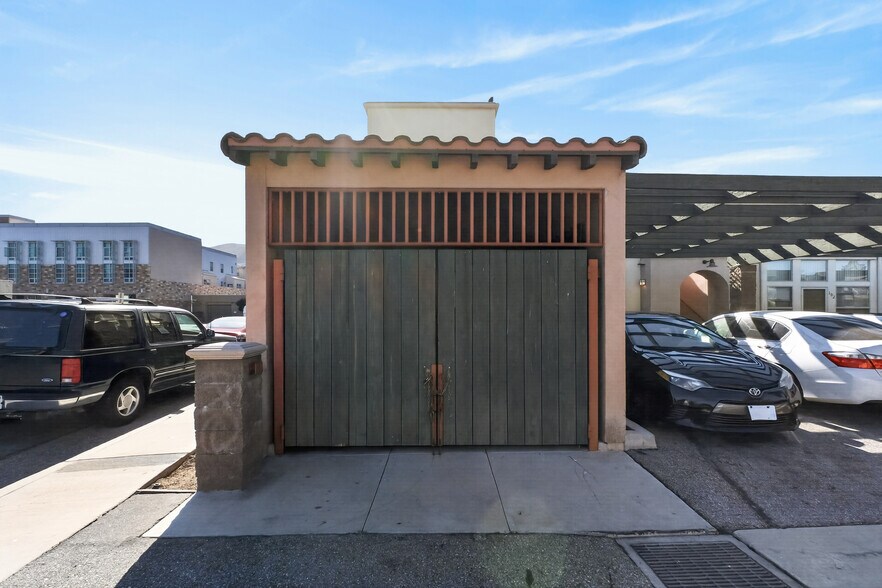 More Photos Of 1073 N Ventura Ave, Ventura Storefront Retail Residential For Sale