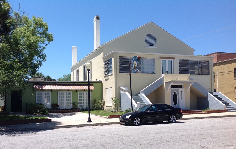 Primary Photo Of 114 S 3rd St, Palatka Lodge Meeting Hall For Sale