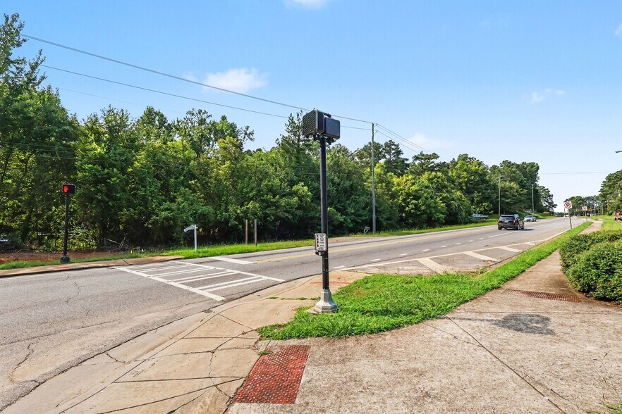 More Photos Of 4170 Thurman Dr, Forest Park Land For Sale