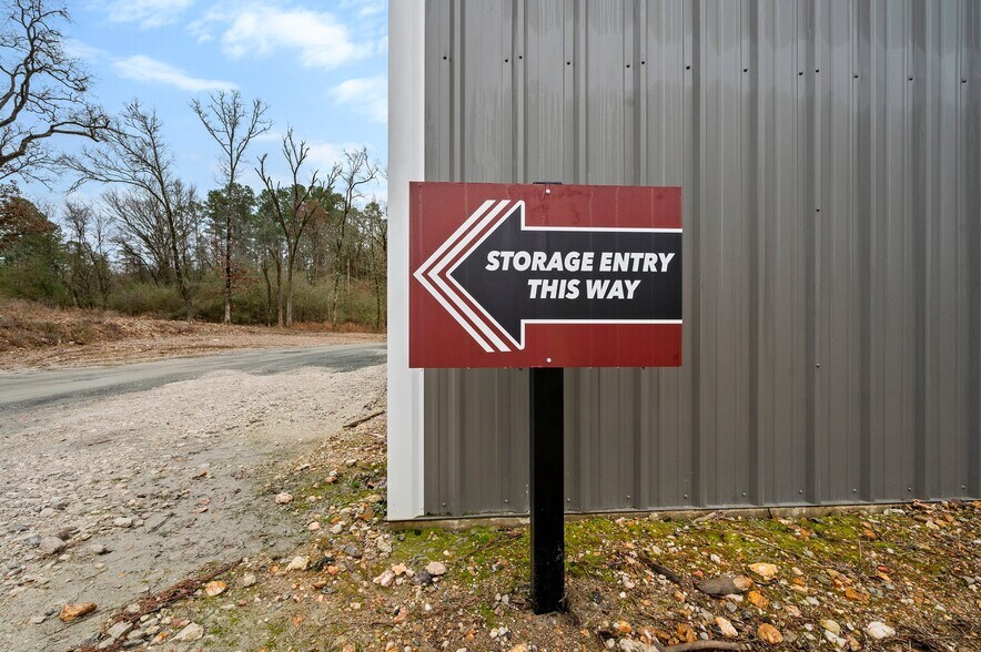 More Photos Of 21 Pinyon Rd, Broken Bow Specialty For Sale