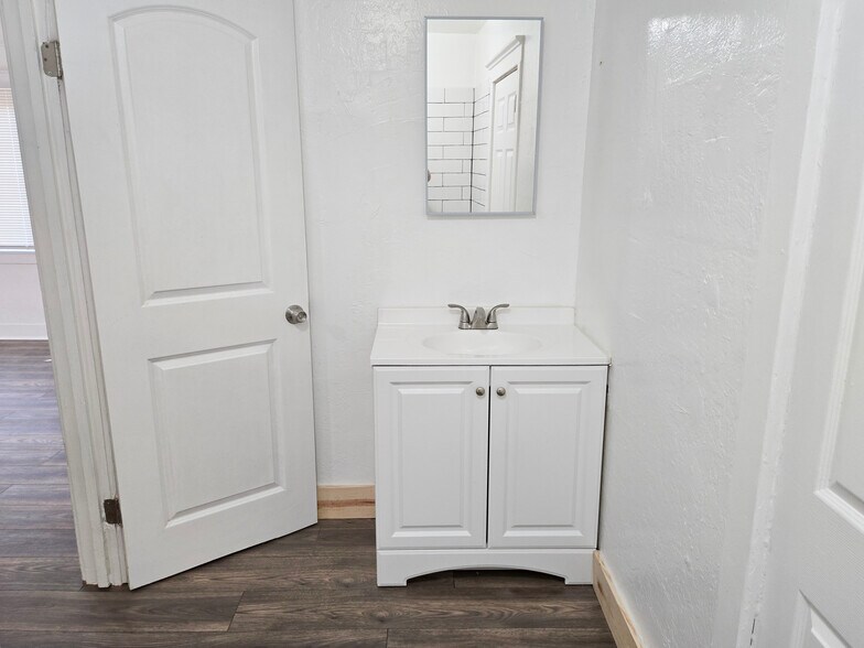 More Photos Of 1920 Marin St, Vallejo Apartments For Sale