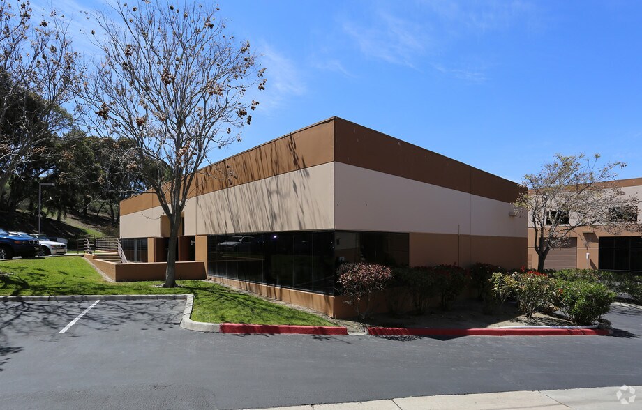 More Photos Of 11421 W Bernardo Ct, San Diego Light Manufacturing For Lease