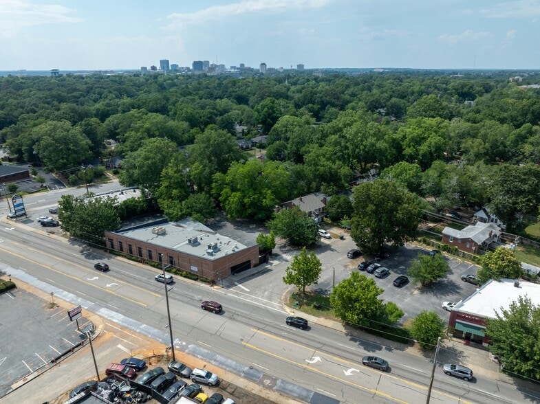 Primary Photo Of 2719 Rosewood Dr, Columbia Restaurant For Lease