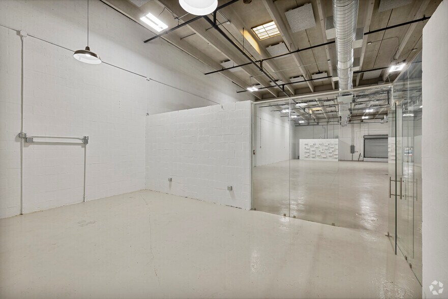 More Photos Of 7212-7282 NW 33rd St, Miami Unknown For Lease