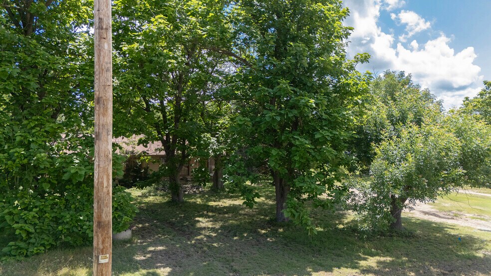 More Photos Of 4302 N Main St, Taylor Land For Sale