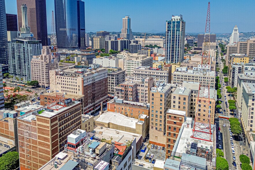 More Photos Of 510-514 S Broadway, Los Angeles Office For Lease