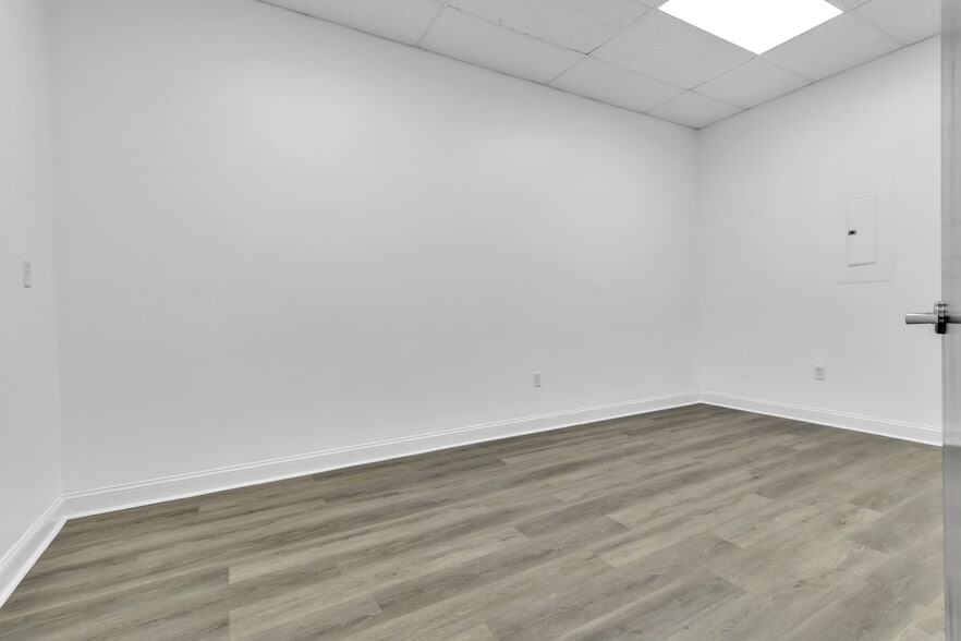 More Photos Of 2125 Beaver Ruin Rd, Norcross Unknown For Lease