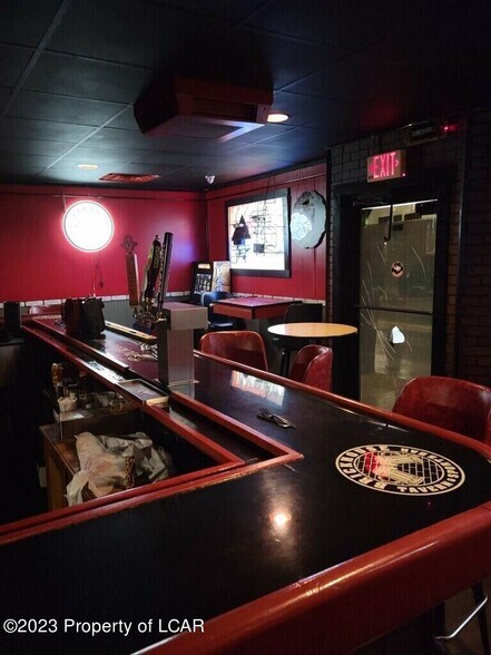 More Photos Of 319 Main St, Pittston Bar For Sale