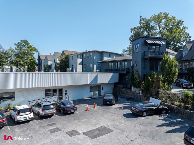 Primary Photo Of 729-743 Lambert Dr NE, Atlanta Light Distribution For Sale