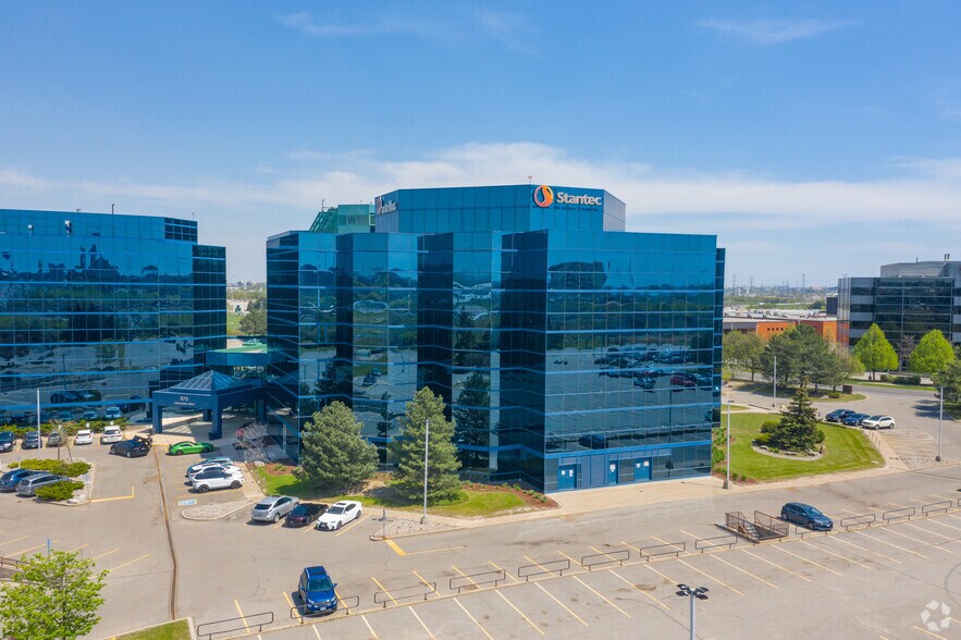 More Photos Of 675 Cochrane Dr, Markham Office For Lease