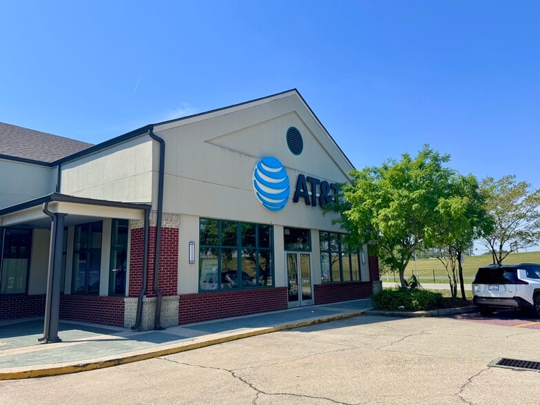 More Photos Of 796 E I-10 Service Rd, Slidell Unknown For Lease