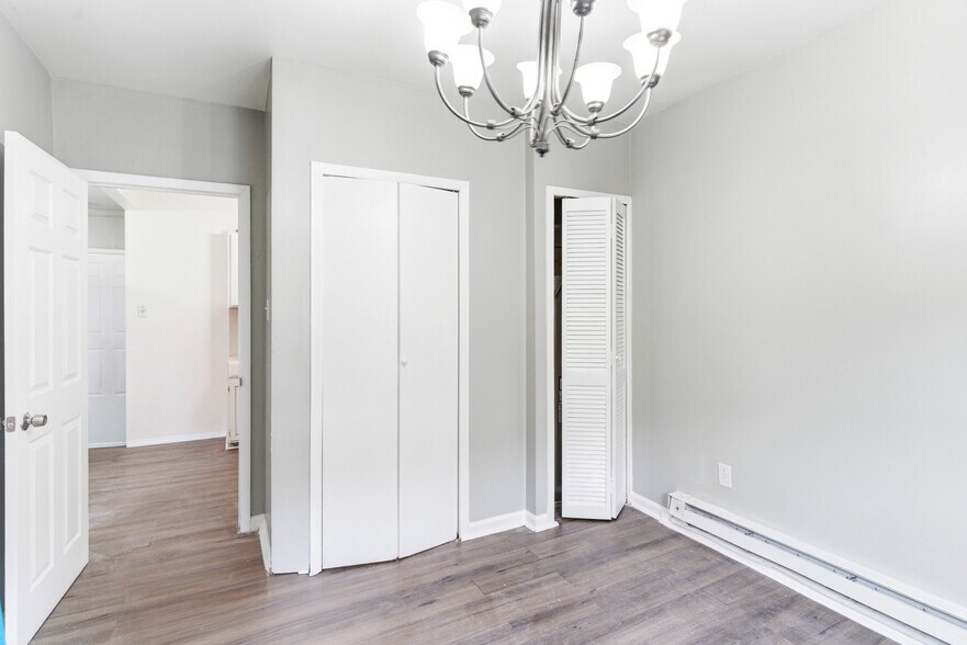 More Photos Of 99 Pulaski St, Newark Apartments For Sale