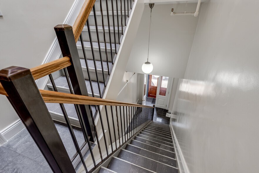 More Photos Of 434 Clermont Ave, Brooklyn Apartments For Sale