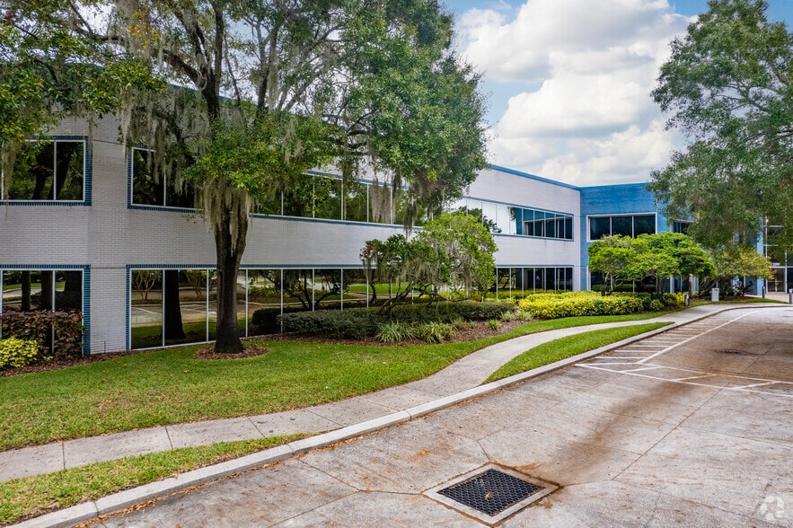More Photos Of 3350 Buschwood Park Dr, Tampa Office For Lease