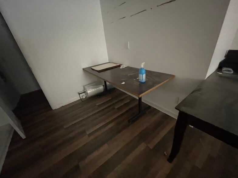 More Photos Of 4391 Ironbound Rd, Williamsburg General Retail For Lease