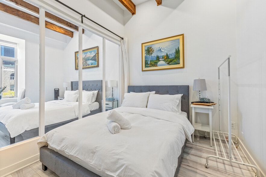 More Photos Of 1023 Rue Berri, Montréal Apartments For Sale