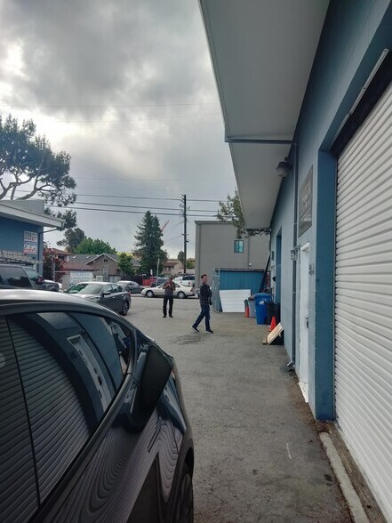 More Photos Of 344 Berkshire Ave, Redwood City Service For Lease