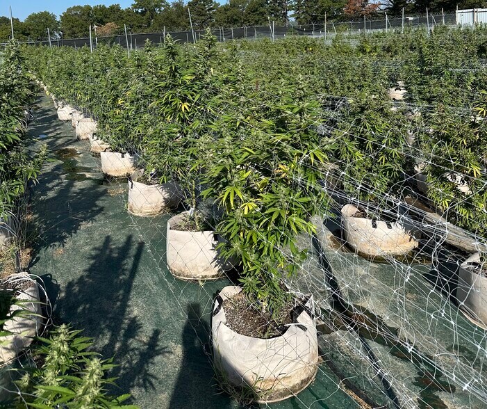 More Photos Of 947 N Buffington Rd, Sallisaw Warehouse For Sale