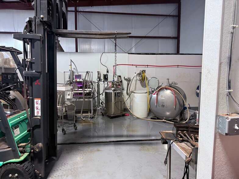 More Photos Of 36 Cady Hill Blvd, Saratoga Springs Office For Lease