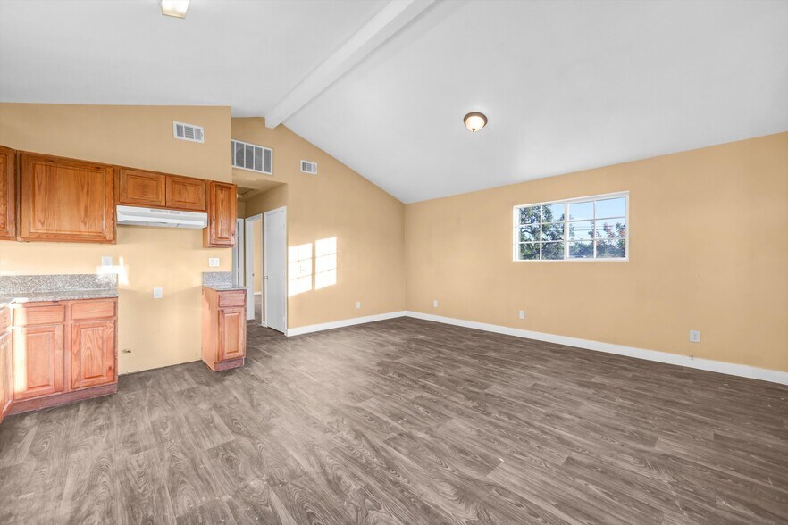 More Photos Of 1380 Glen Ave, Pasadena Apartments For Sale