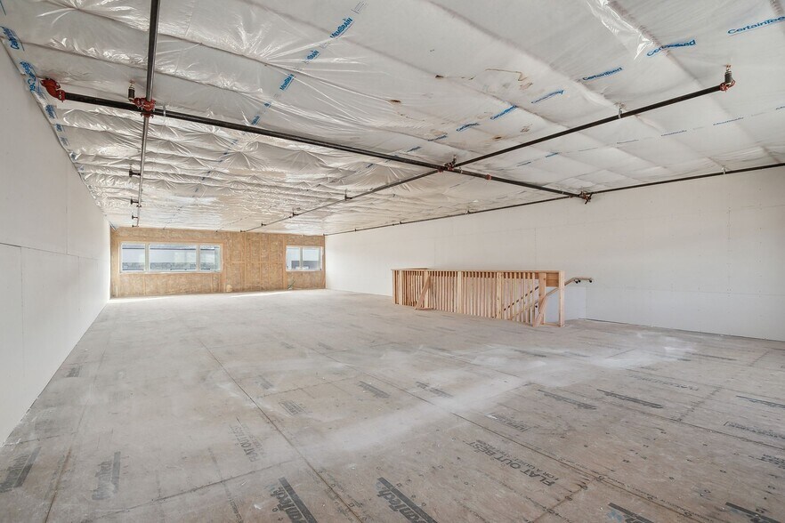 More Photos Of 4518 North Forestdale Drive Building 54, Park City Freestanding For Sale