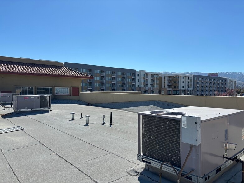 More Photos Of 1295 E Moana Ln, Reno Freestanding For Sale