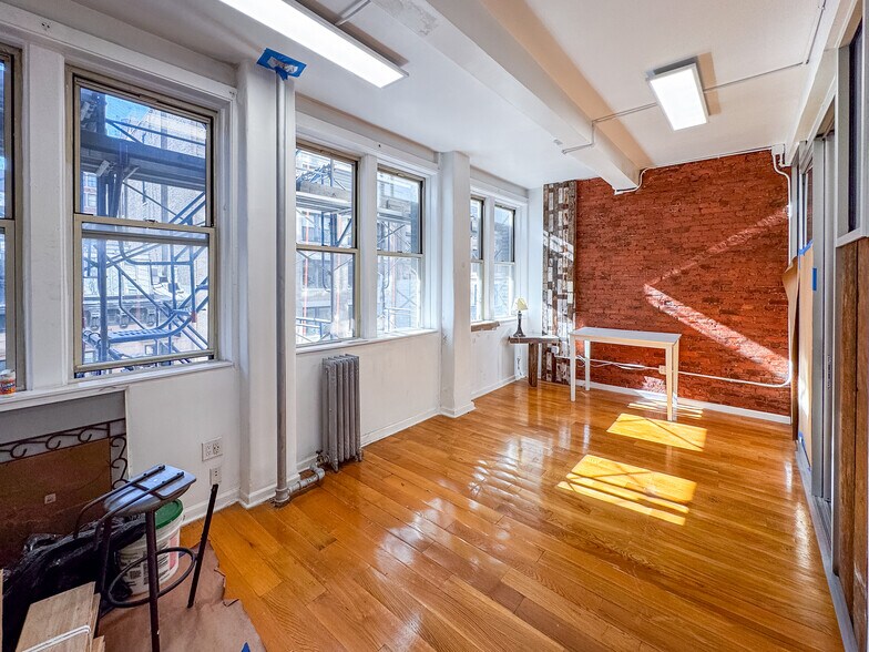 More Photos Of 27 E 21st St, New York Office For Lease