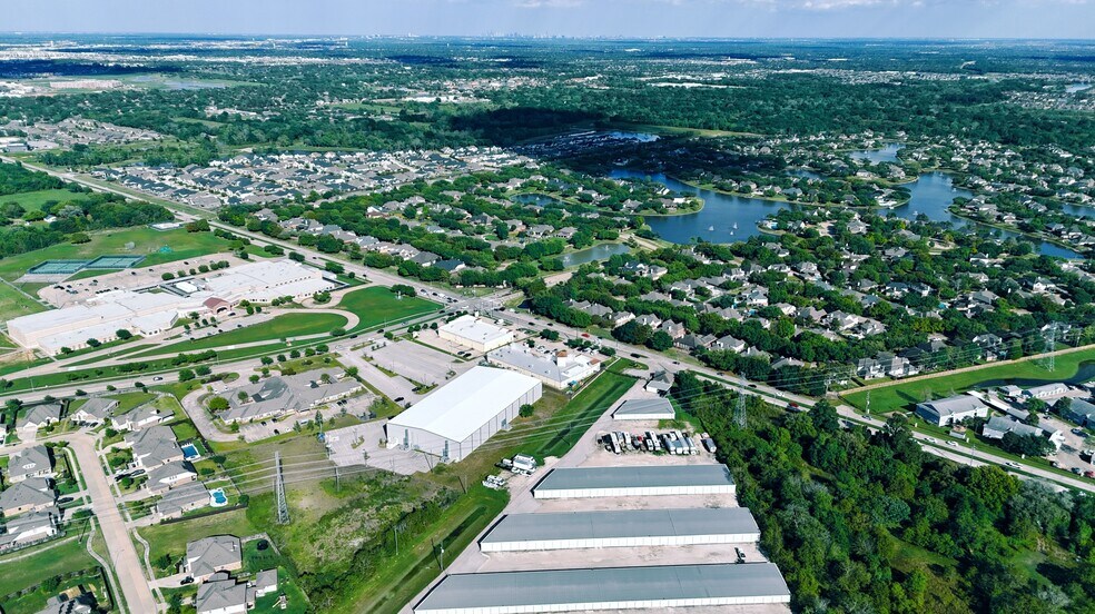 More Photos Of 2212 Katy Flewellen Rd, Katy Storefront For Sale