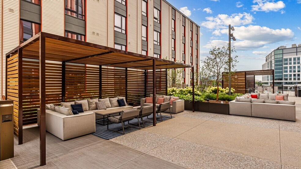 More Photos Of 50 Prospect St, Somerville Apartments For Lease